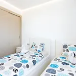 Апартаменты Oceanfront *