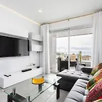 Апартаменты Oceanfront Адехе