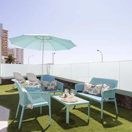 Oceanfront Apartment *