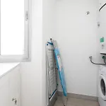Oceanfront Адехе