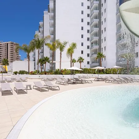Oceanfront Апартаменти Адехе